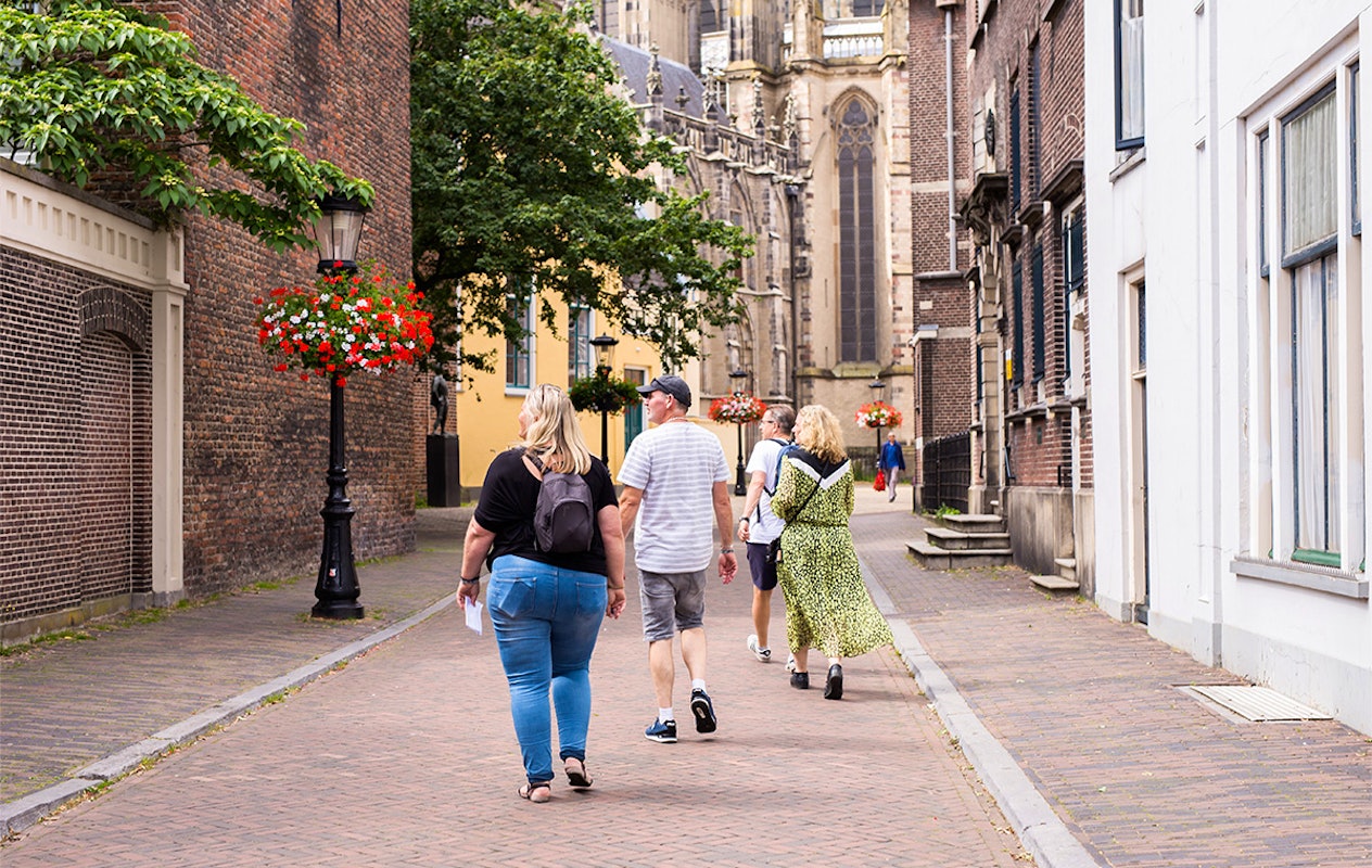 Escape Tours, vind de geheime uitgang van de stad (200+ steden)
