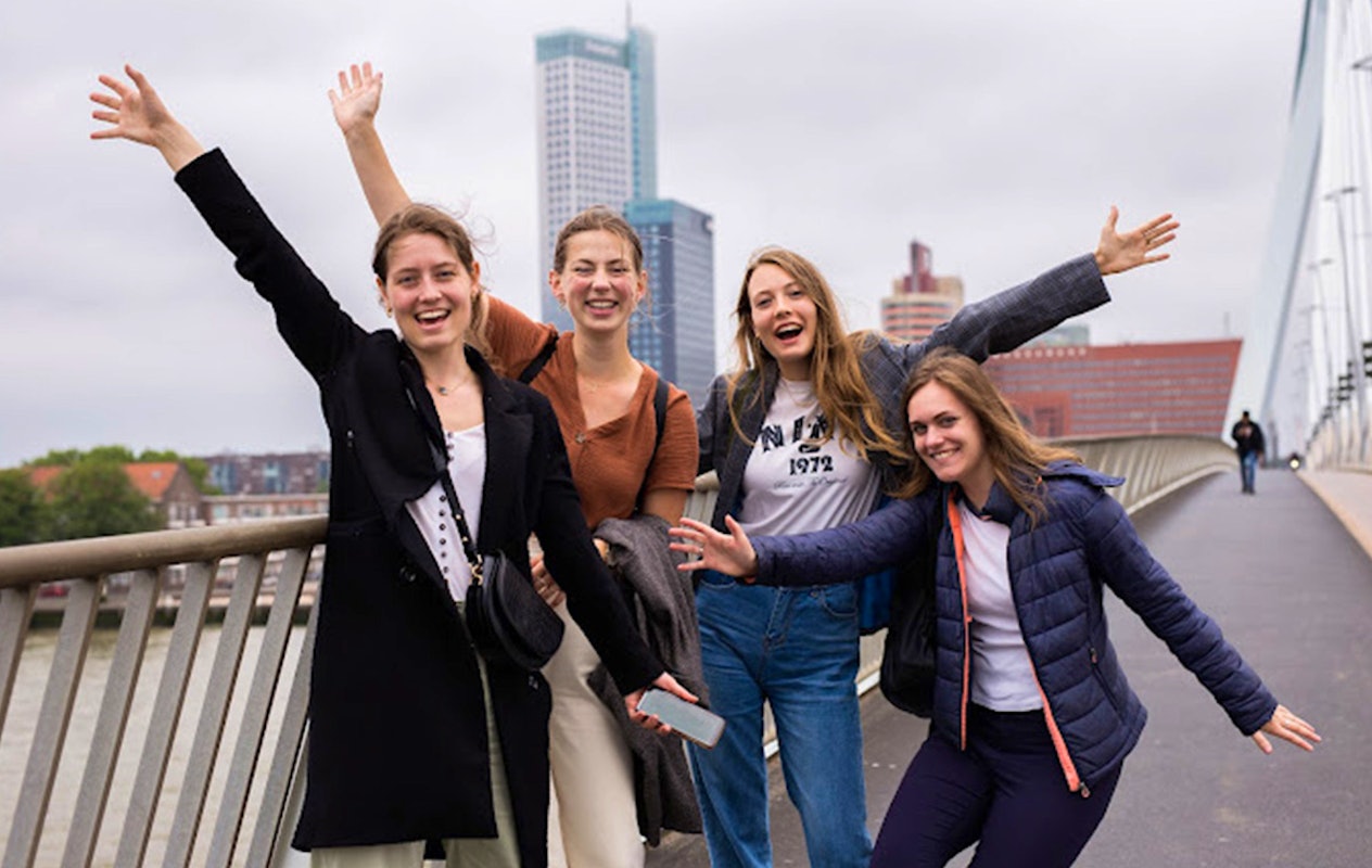 Escape Tours, vind de geheime uitgang van de stad (200+ steden)