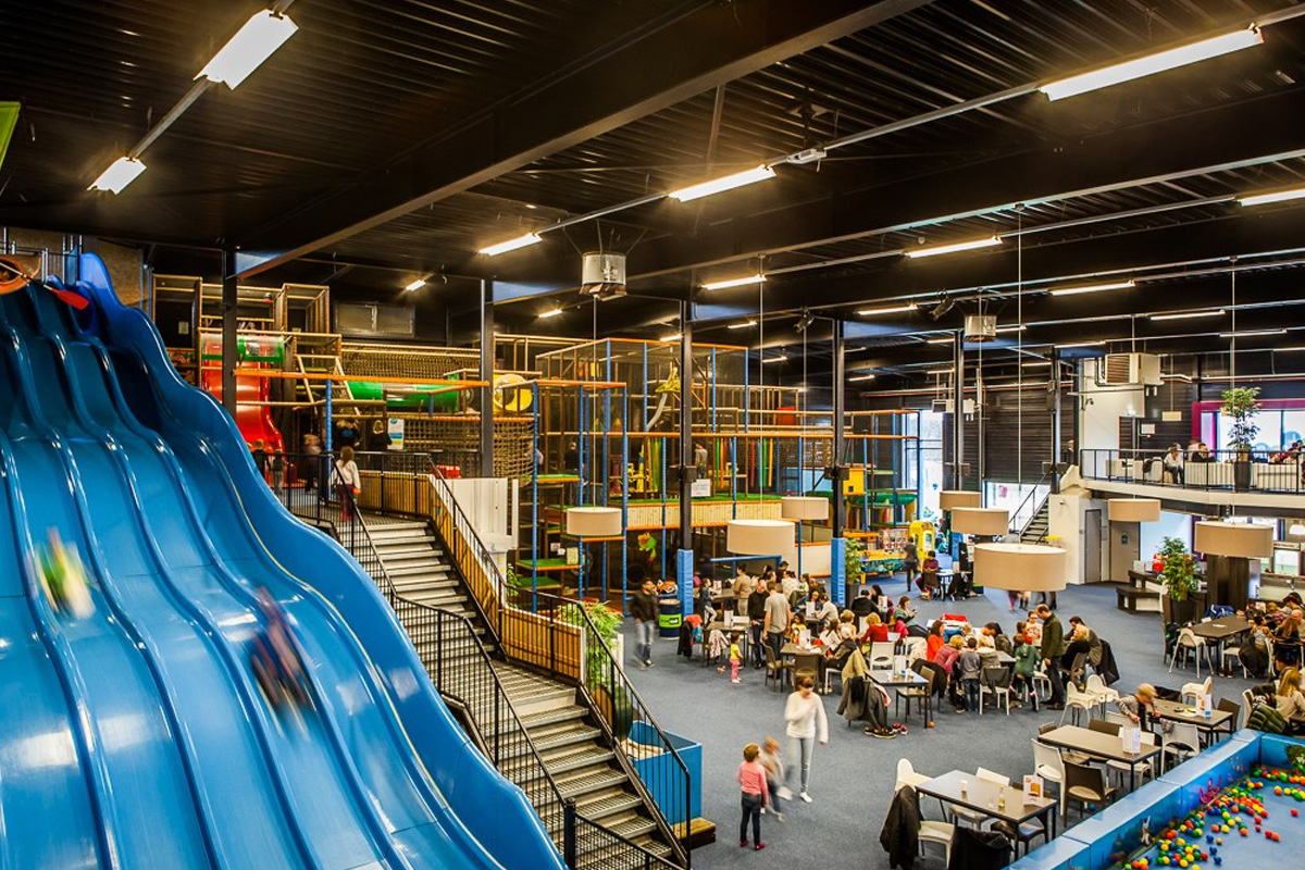 Entreeticket Fun Valley + friet + snack naar keuze + frisdrank 