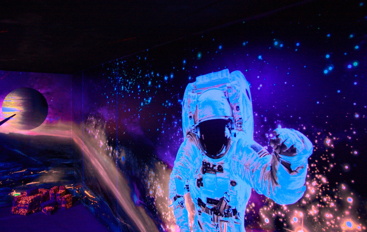 Glow in the Dark Midgetgolf bij Coronel