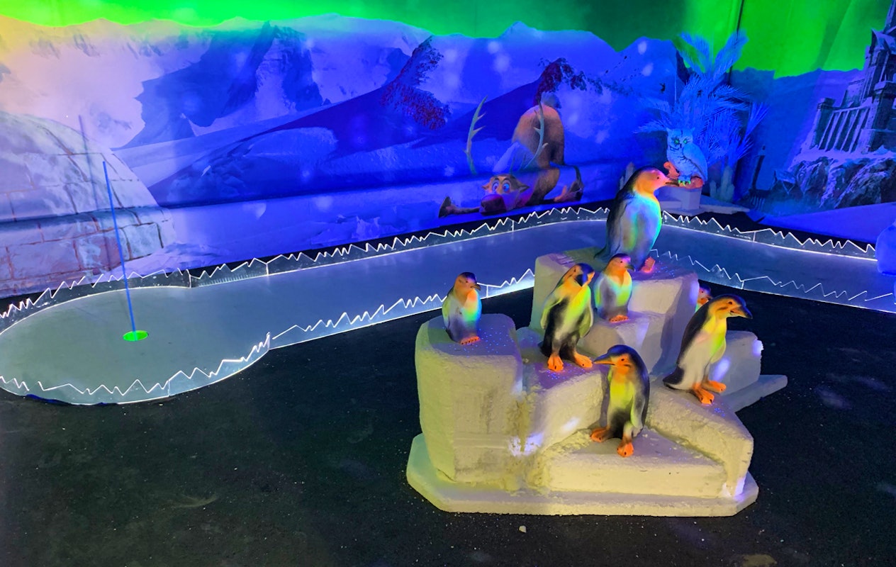 Glow in the Dark Midgetgolf bij Coronel