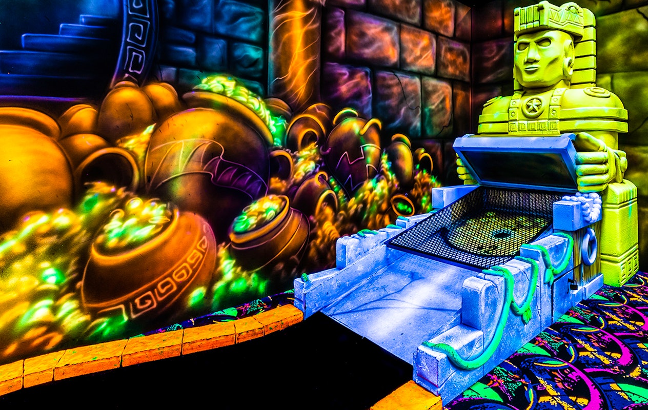 Entreeticket GlowGolf, locaties door heel Nederland!