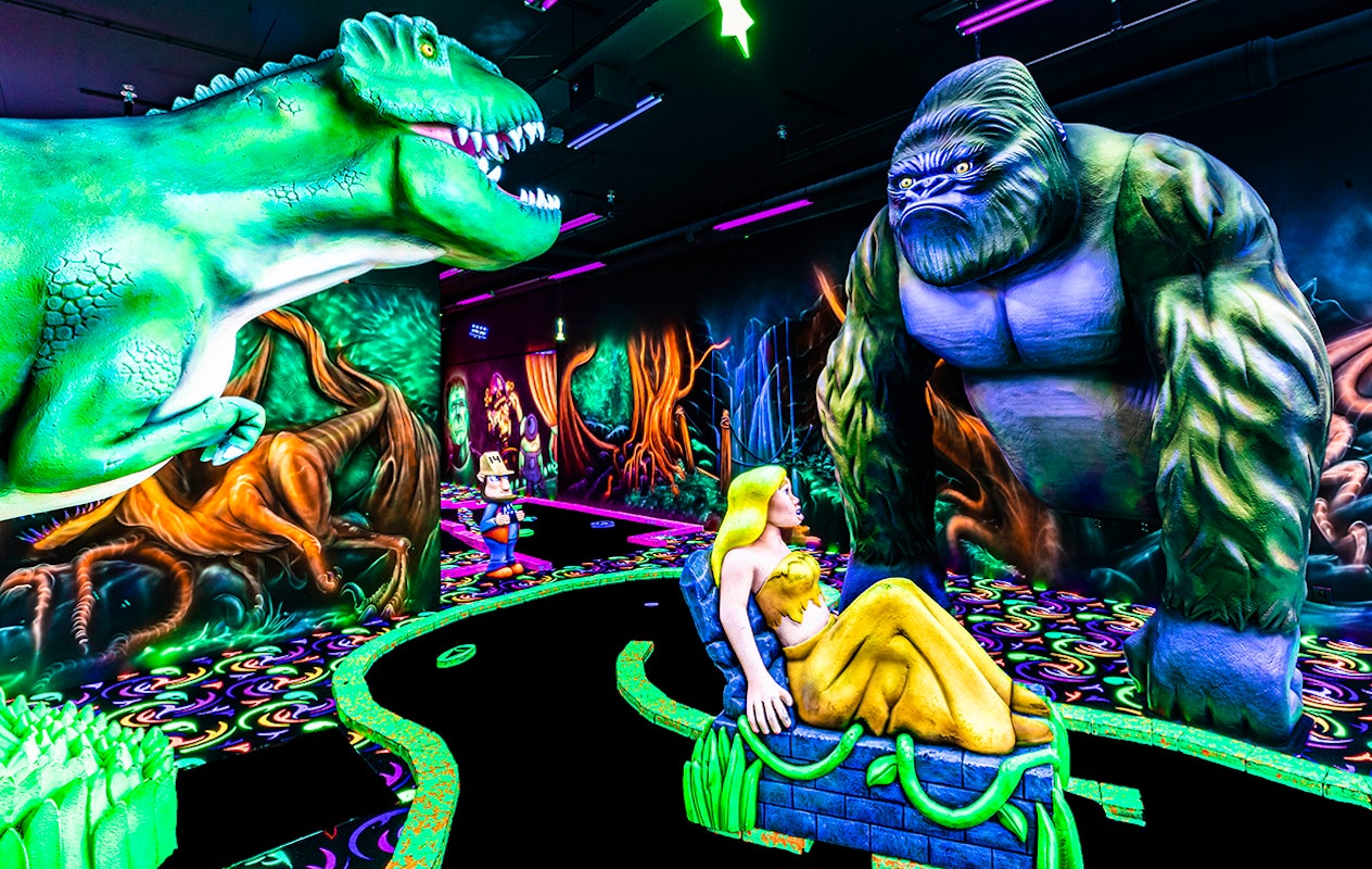 Entreeticket GlowGolf, locaties door heel Nederland!