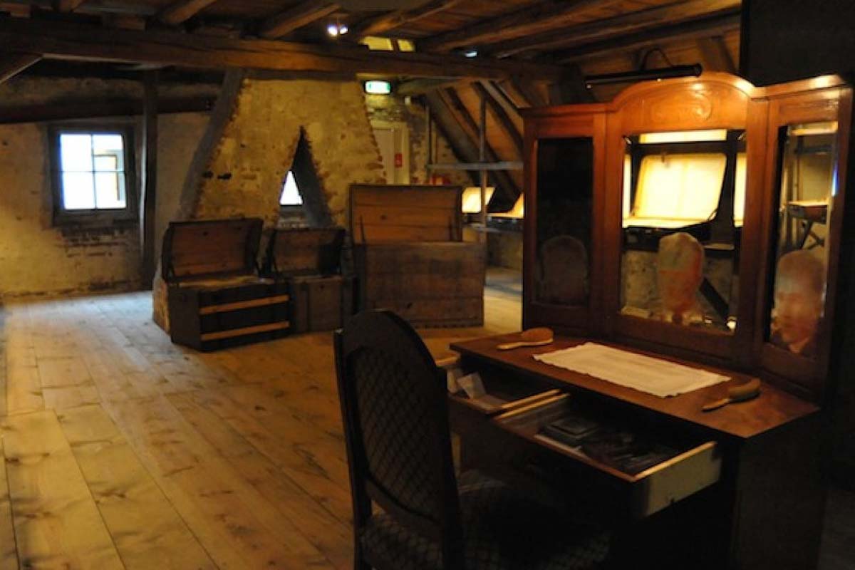 Entreeticket Nationaal Onderduikmuseum  