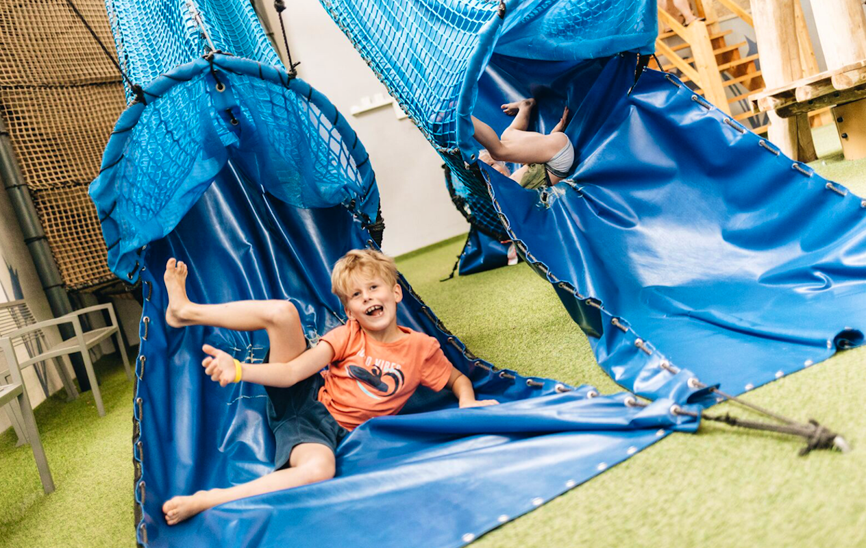 Entreeticket indoorspeelparadijs het Giga Konijnenhol