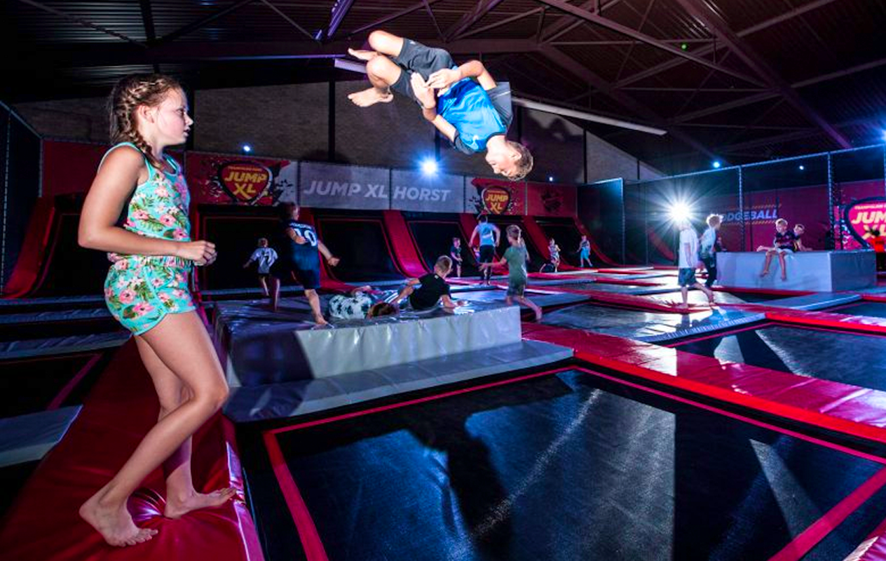 1 uur Fun Jumpen bij De Riet Indoor Entertainment