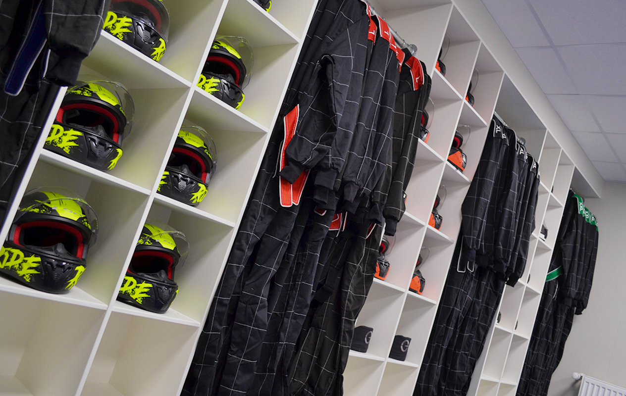 1 of 2 heats karten bij Kartbaan Leeuwarden