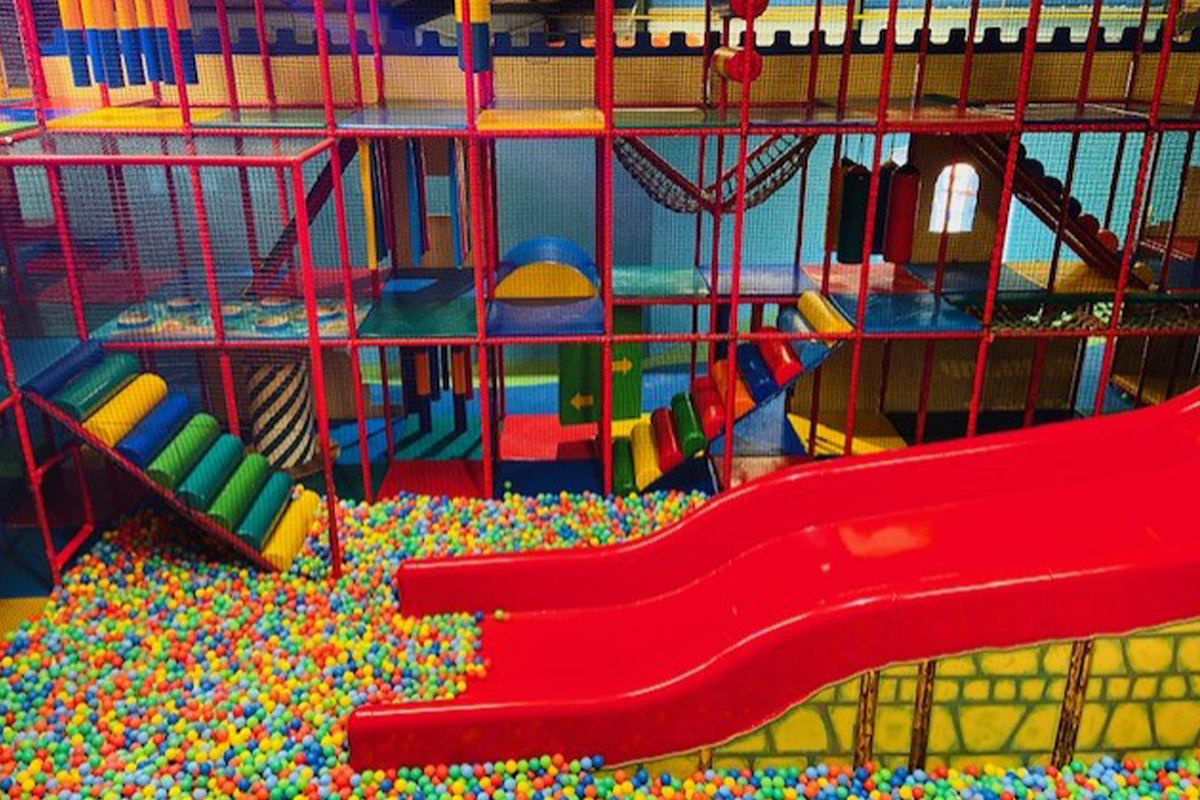 Entreeticket + limonade + waterijsje Kinderspeelparadijs Het Speelkasteel