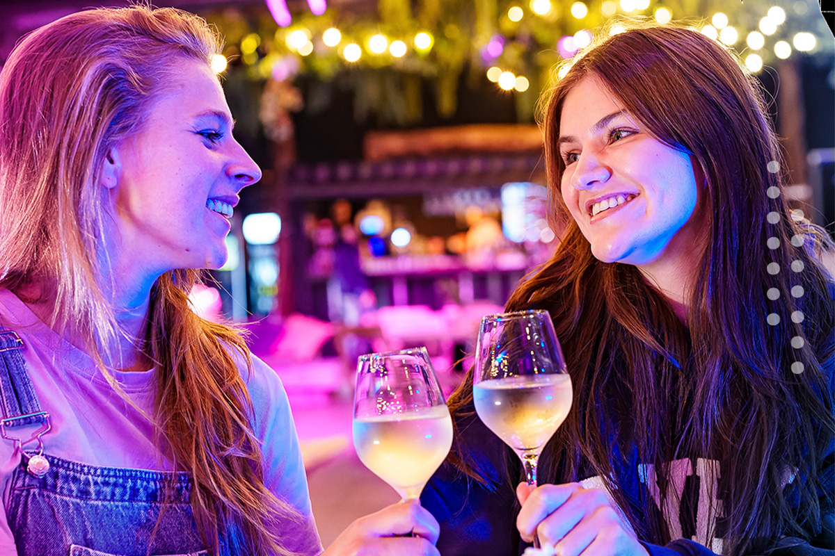 Entreeticket Miami Vibes + skateshuur & eventueel drankje