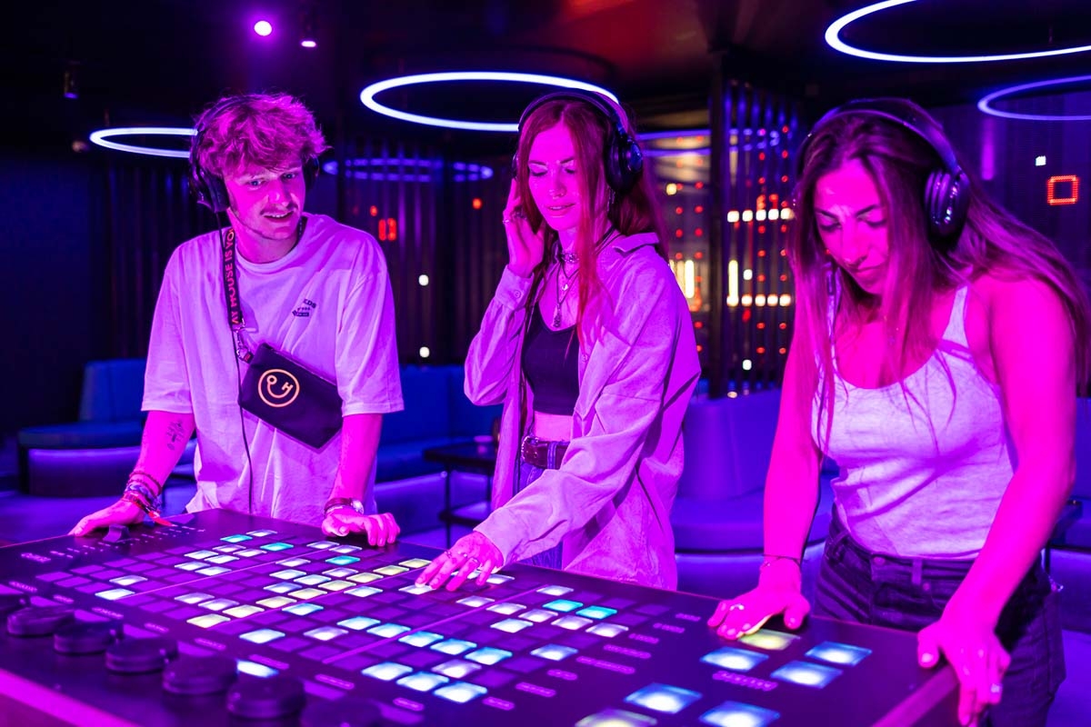 Entreeticket Our House Amsterdam