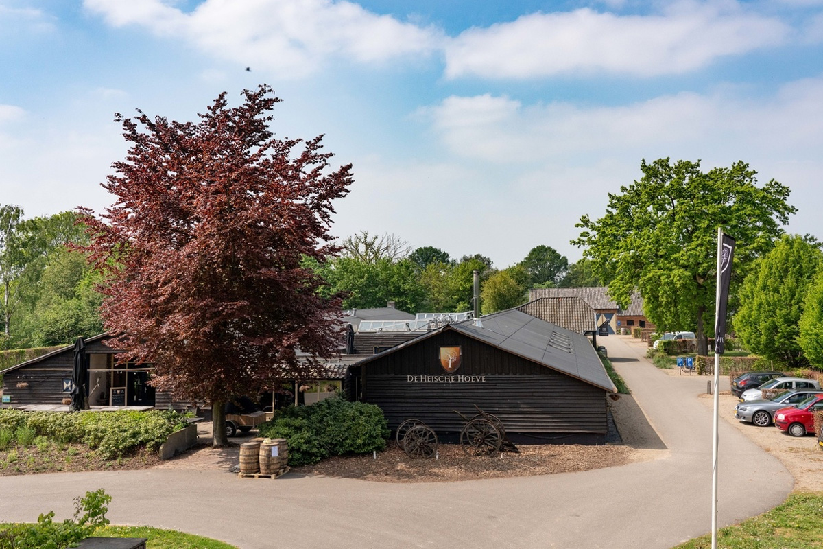 Rondleiding whiskystokerij bij Bus Whisky 
