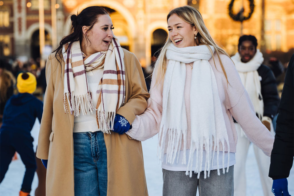 Entreeticket Schaatsbaan Museumplein, incl. schaatshuur