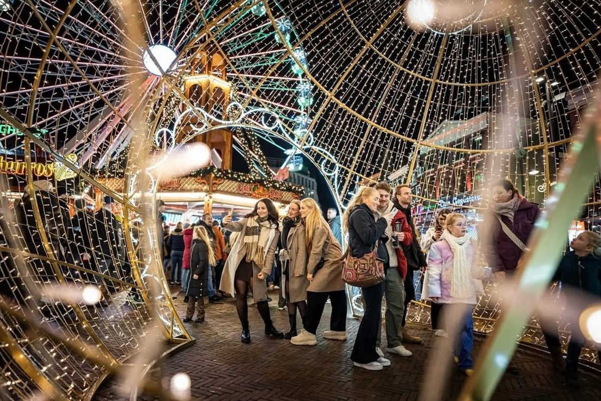 Schaatsen Winterstad Groningen + consumpties + entree reuzenrad en trein