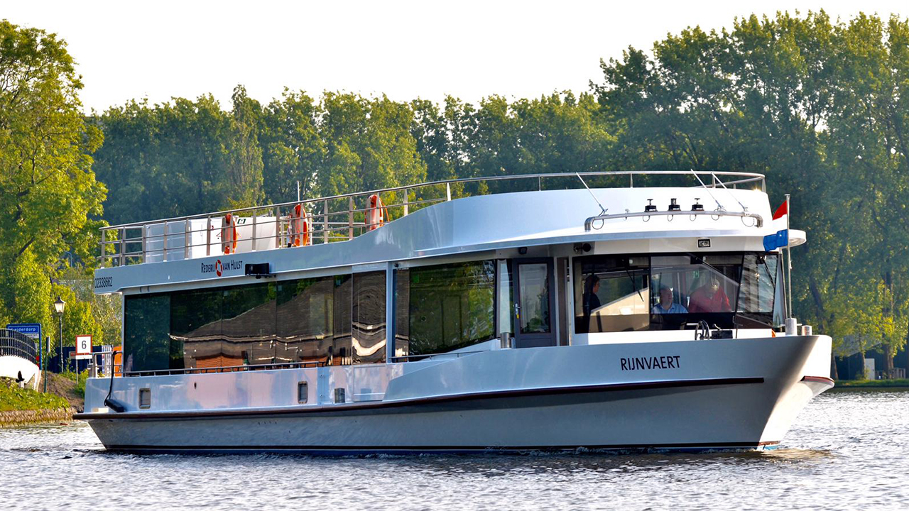 Geniet op de Smulboot van onbeperkt pannenkoeken en de mooie Kagerplassen