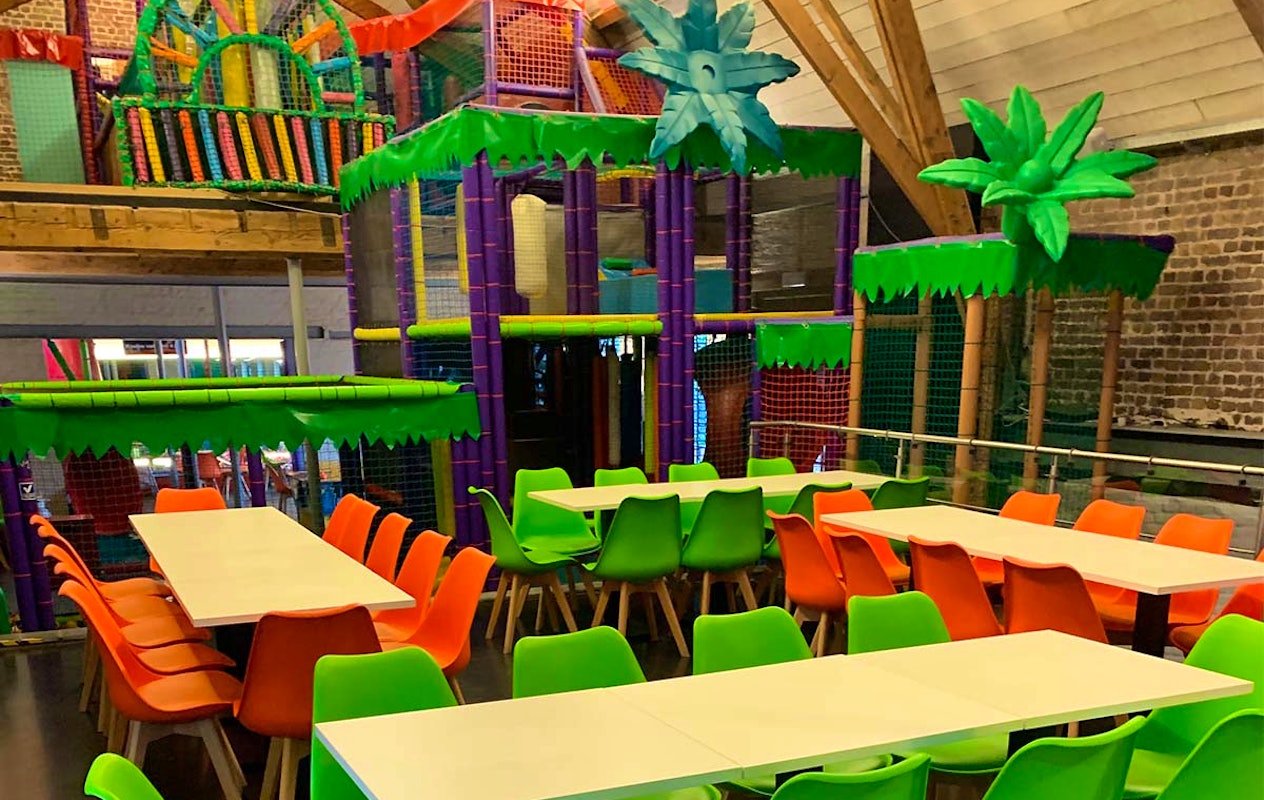 Entreeticket Speeldorp Delux Space Fun, inclusief pannenkoek en drankje