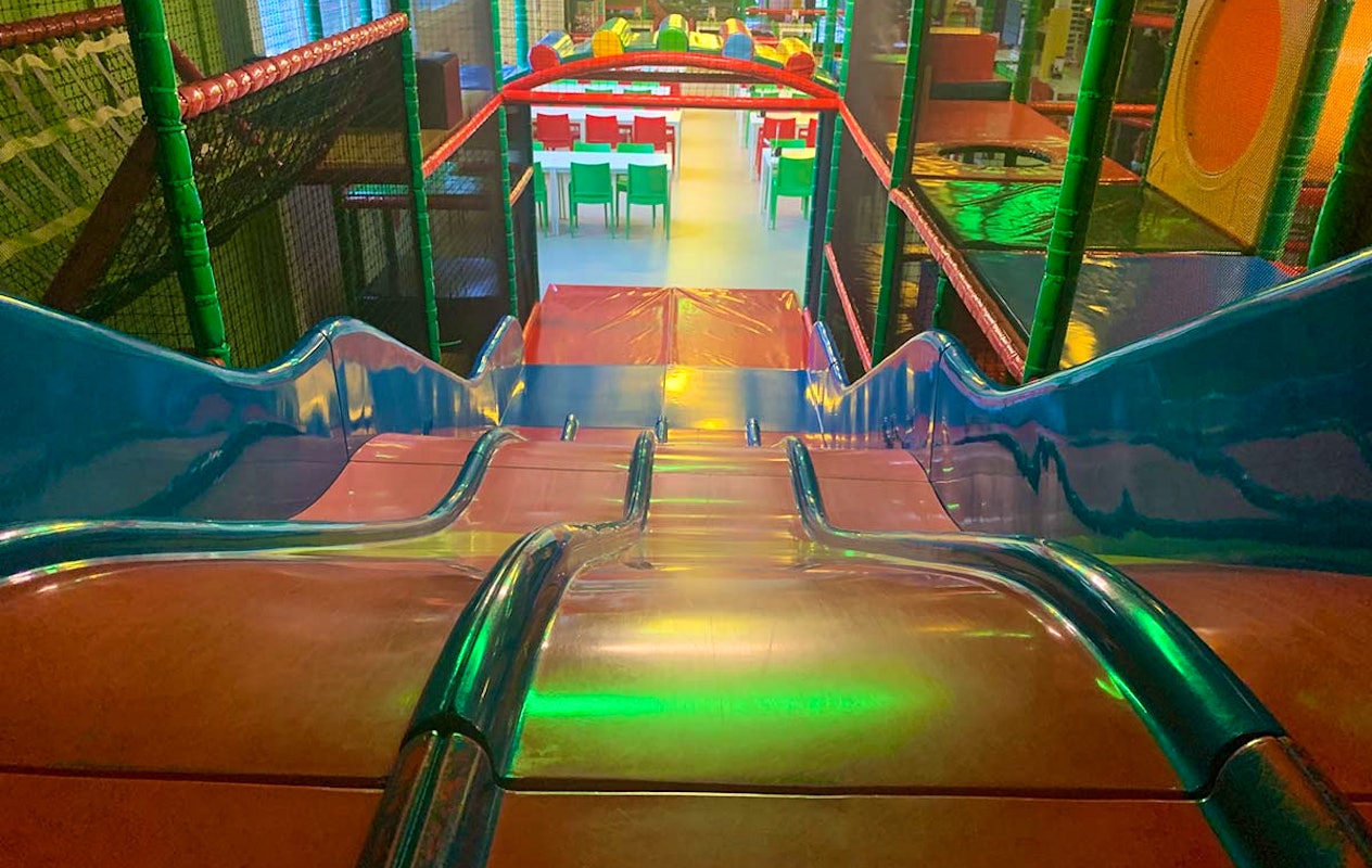 Entreeticket Speeldorp Delux Space Fun, inclusief pannenkoek en drankje