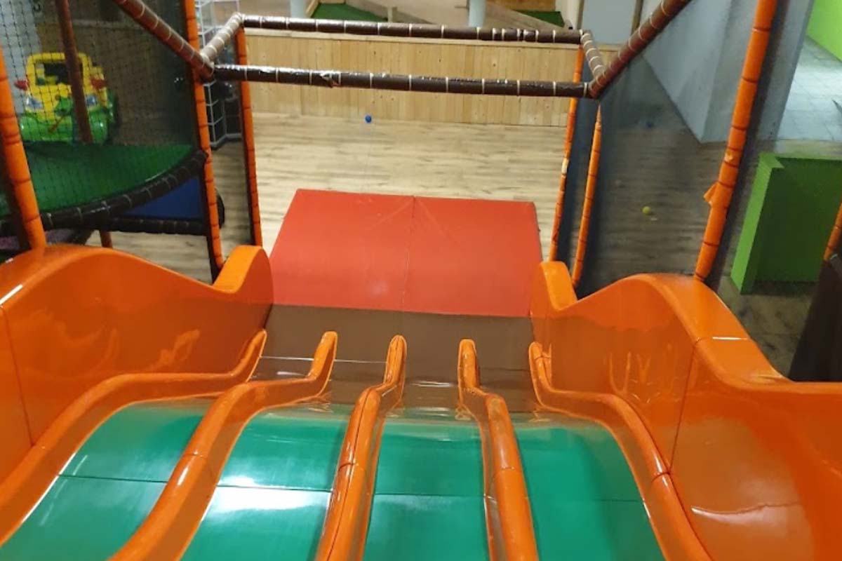 Entreeticket Speeldorp Delux Space Fun, inclusief pannenkoek en drankje