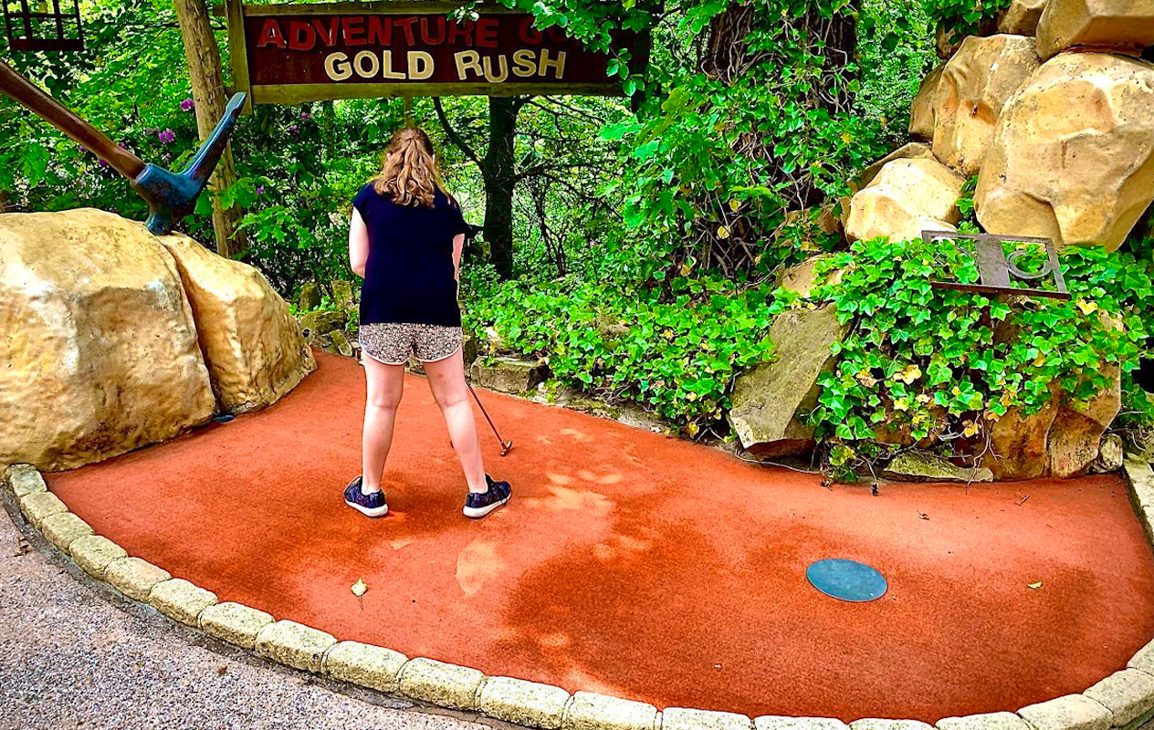 Entreeticket Speelpark Klein Zwitserland, inclusief minigolf