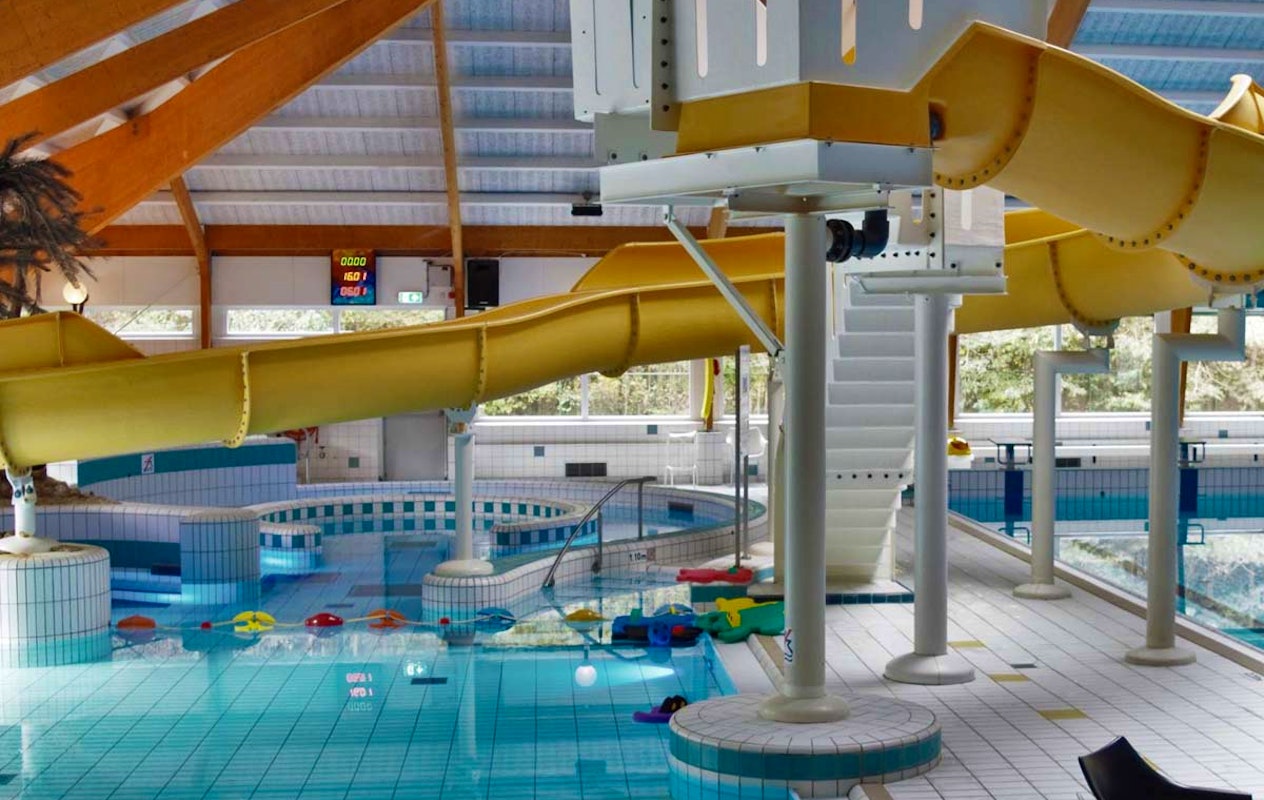 Entreeticket Subtropisch Zwembad Molenduinbad Norg + evt. friet met saus