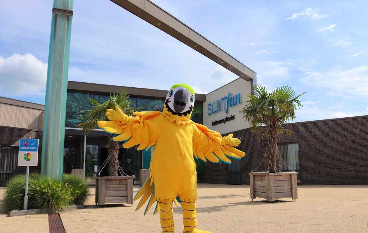 Entreeticket Swimfun + friet met mayonaise