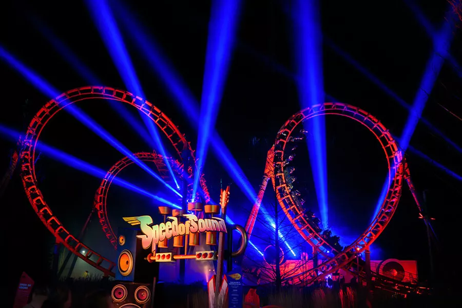 Entreeticket Walibi Bright Nights + overnachting Walibi Village