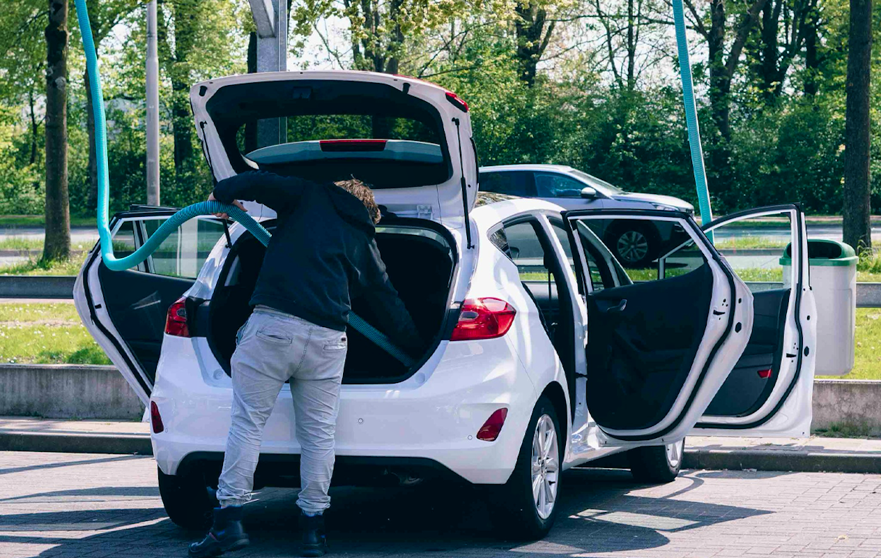 Lavage de voiture chez ANAC Carwash