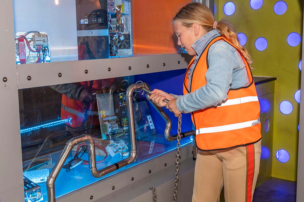 Entreeticket 'Wij Bouwen de Toekomst' op Vliegveld Twente