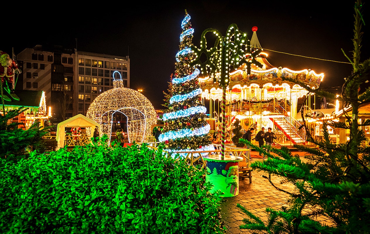 Schaatsen, 2 drankjes + entree Grand Carrousel Winterland Hasselt