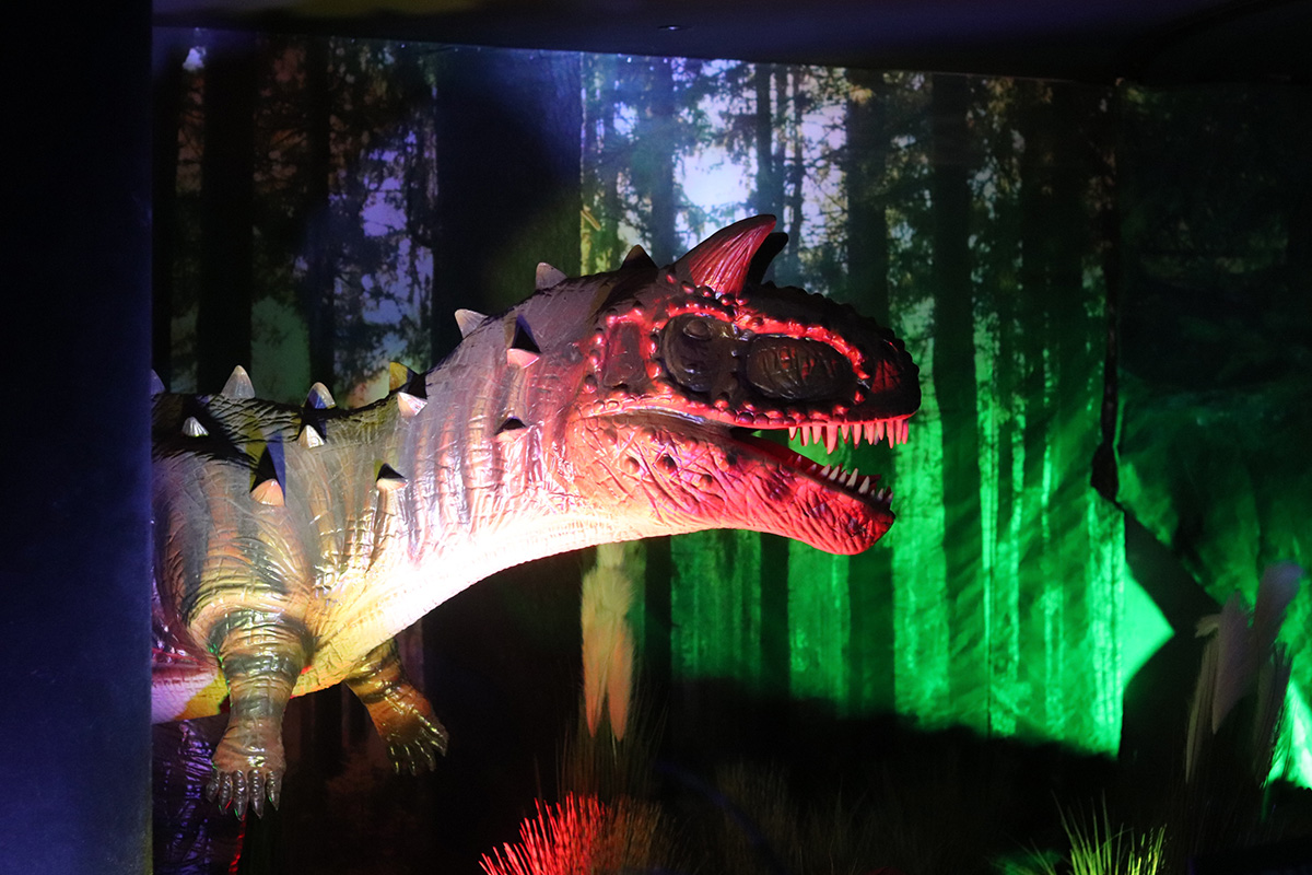 Entreeticket World of Dinos - The Expedition in Zandvoort