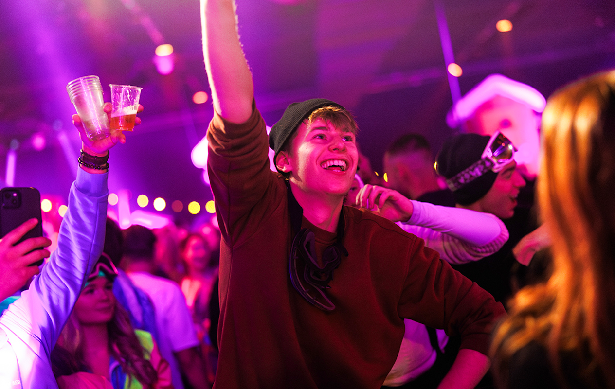Entreeticket Wunderbarn – Het grootste après-ski dorp van Brabant