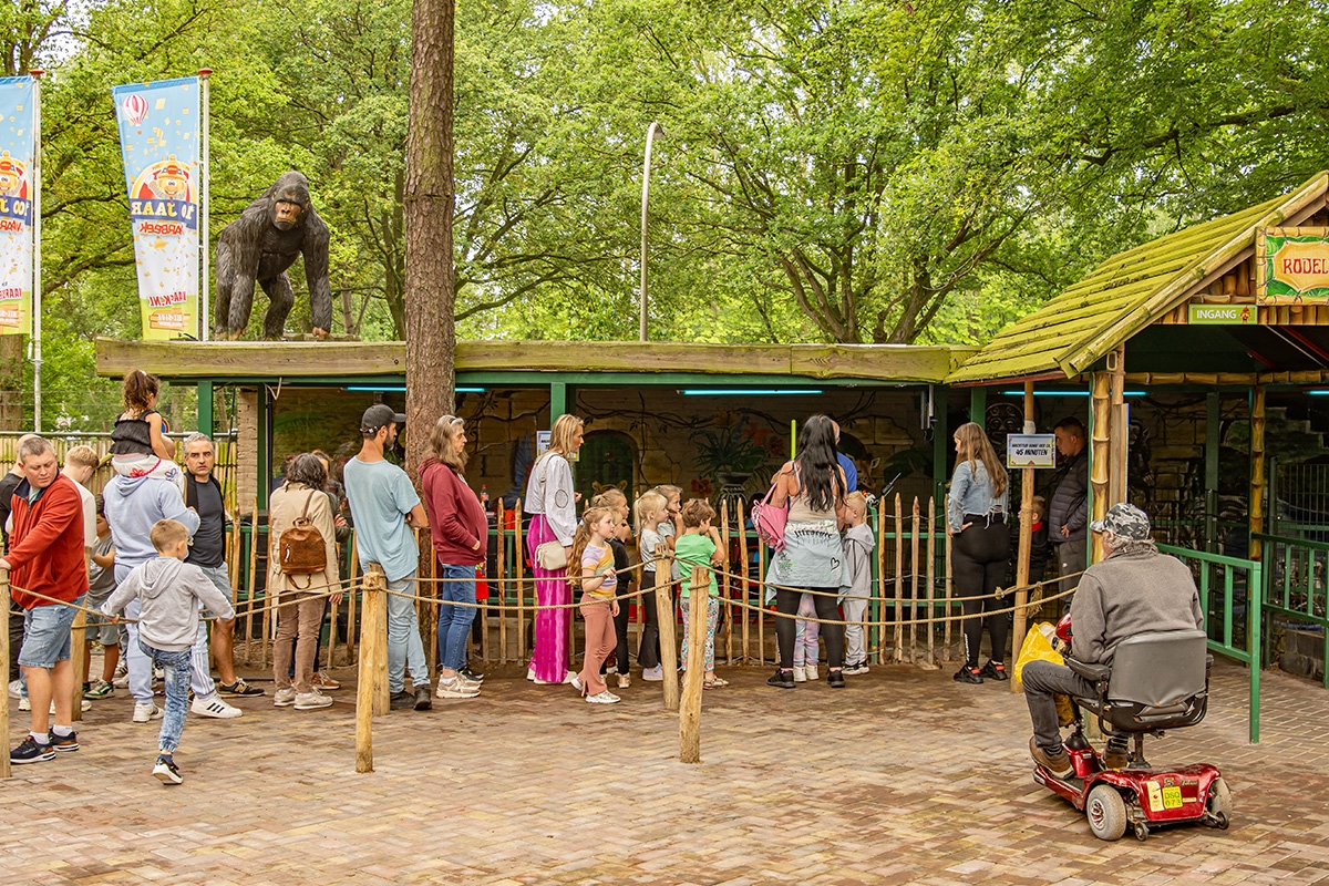 Entreeticket Attractiepark de Waarbeek, incl. onbeperkt eten + drinken