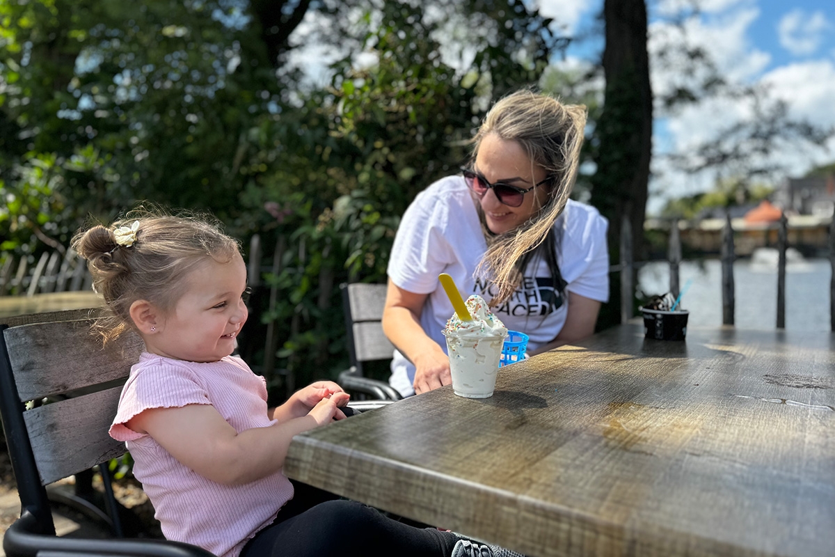 Entreeticket Attractiepark de Waarbeek, incl. onbeperkt eten + drinken