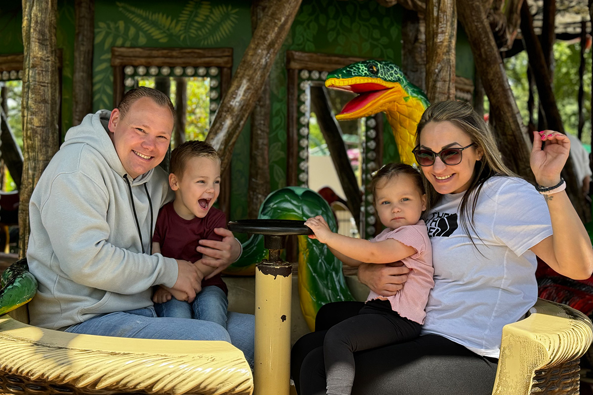 Entreeticket Attractiepark de Waarbeek, incl. onbeperkt eten + drinken