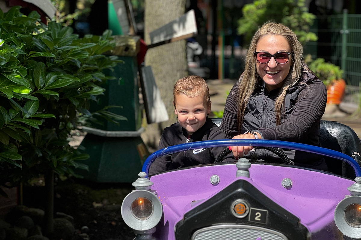 Entreeticket Attractiepark de Waarbeek, incl. onbeperkt eten + drinken