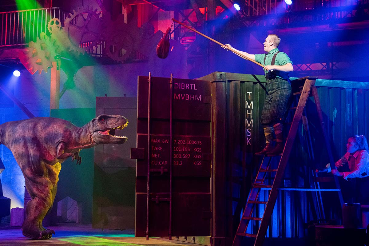 Entreeticket Dino Fabriek op Vliegveld Twente