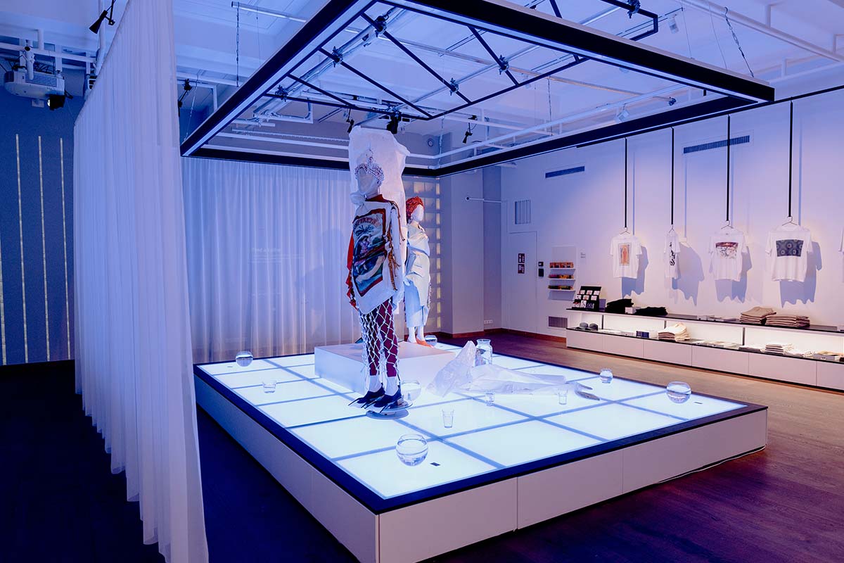 Entreeticket Fashion for Good Museum