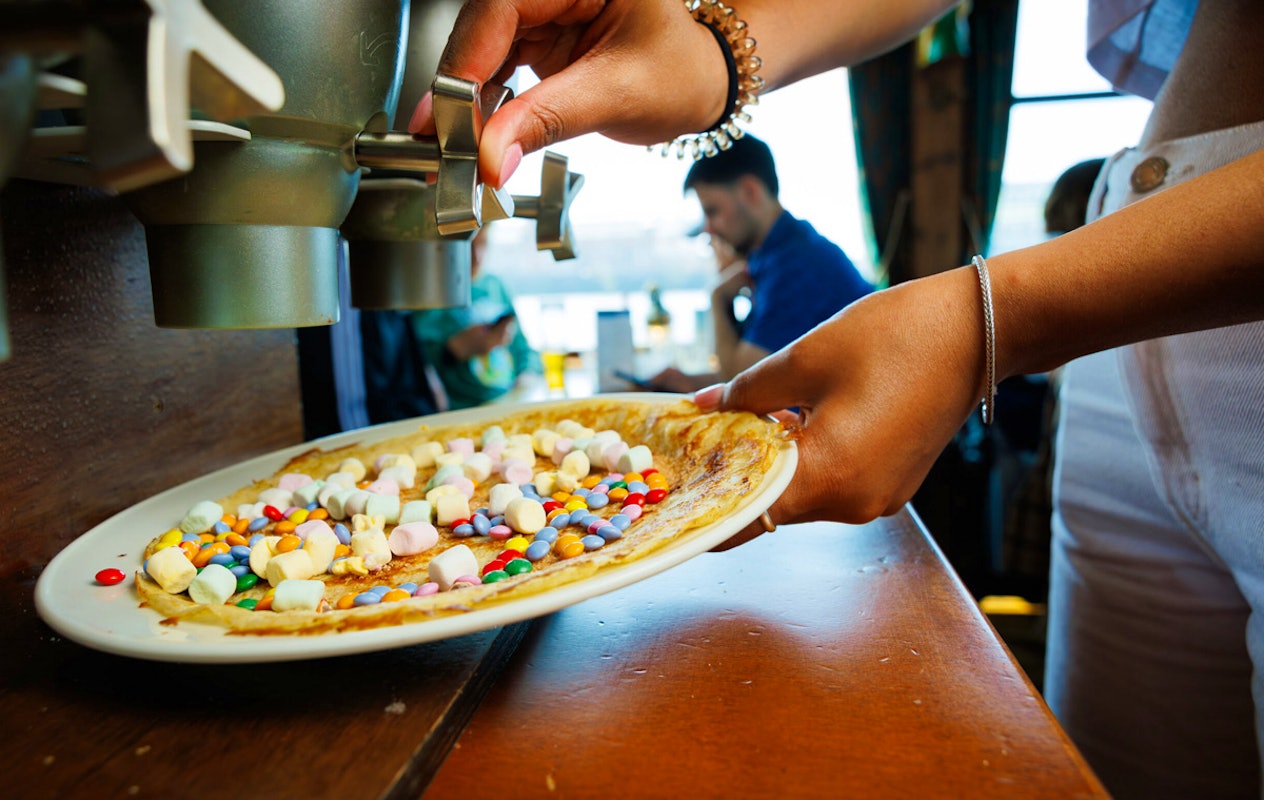 Rondvaart + onbeperkt pannenkoeken Pannenkoekenboot