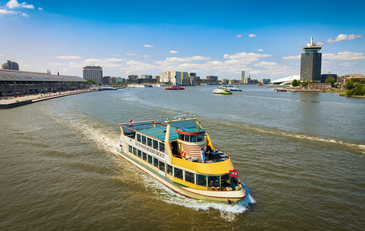 Rondvaart + onbeperkt pannenkoeken Pannenkoekenboot