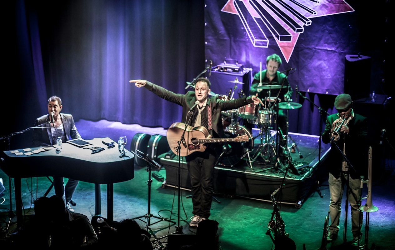 Een bonte stoet aan muziekstijlen in het gezellige Top 2000 Live Café