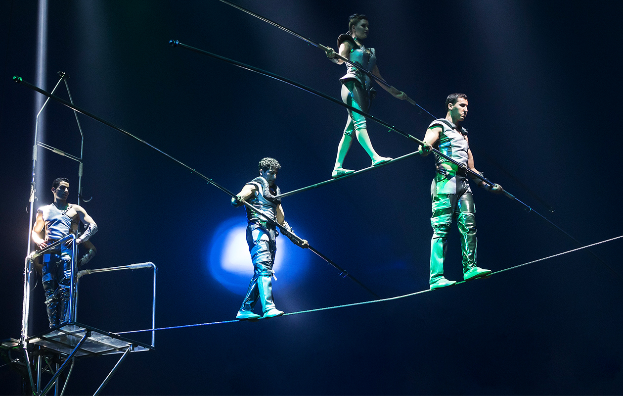 Een familieshow vol acrobatiek, romantiek en humor bij Wintercircus Utrecht