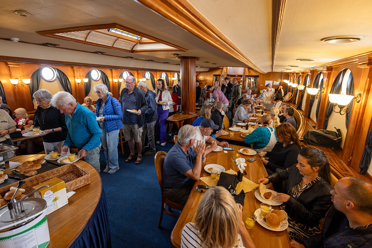 Zeiltocht op De Stedemaeght, inclusief koffie/thee + lunch + snacks