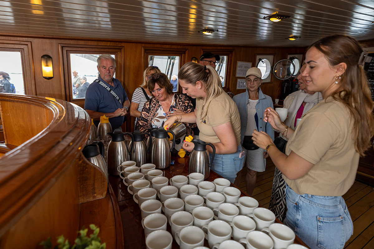 Zeiltocht op De Stedemaeght, inclusief koffie/thee + lunch + snacks