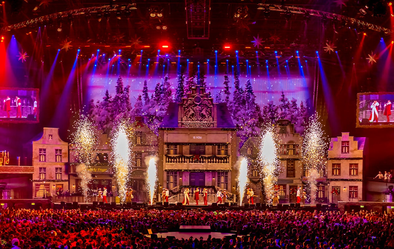 Toppers 'Christmas Party of the Year 2025' 2e ring