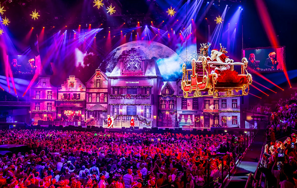 Staanplaats of 2e ring ticket Toppers 'Christmas Party of the Year 2025'