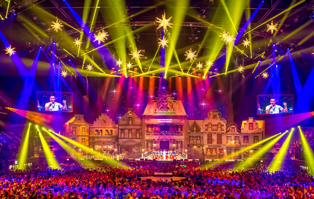 Toppers 'Christmas Party of the Year 2025' 2e ring