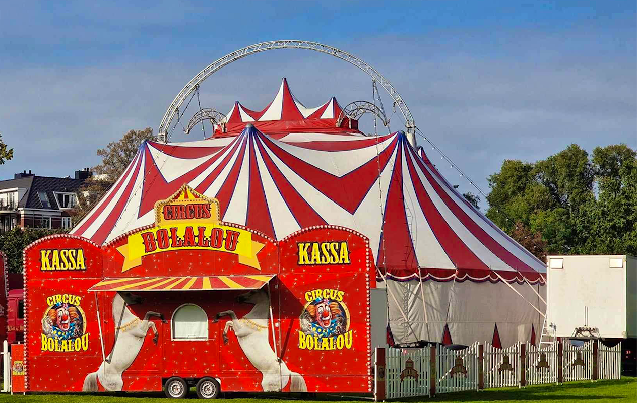 Entreeticket Kerstcircus Bolalou in Zoetermeer