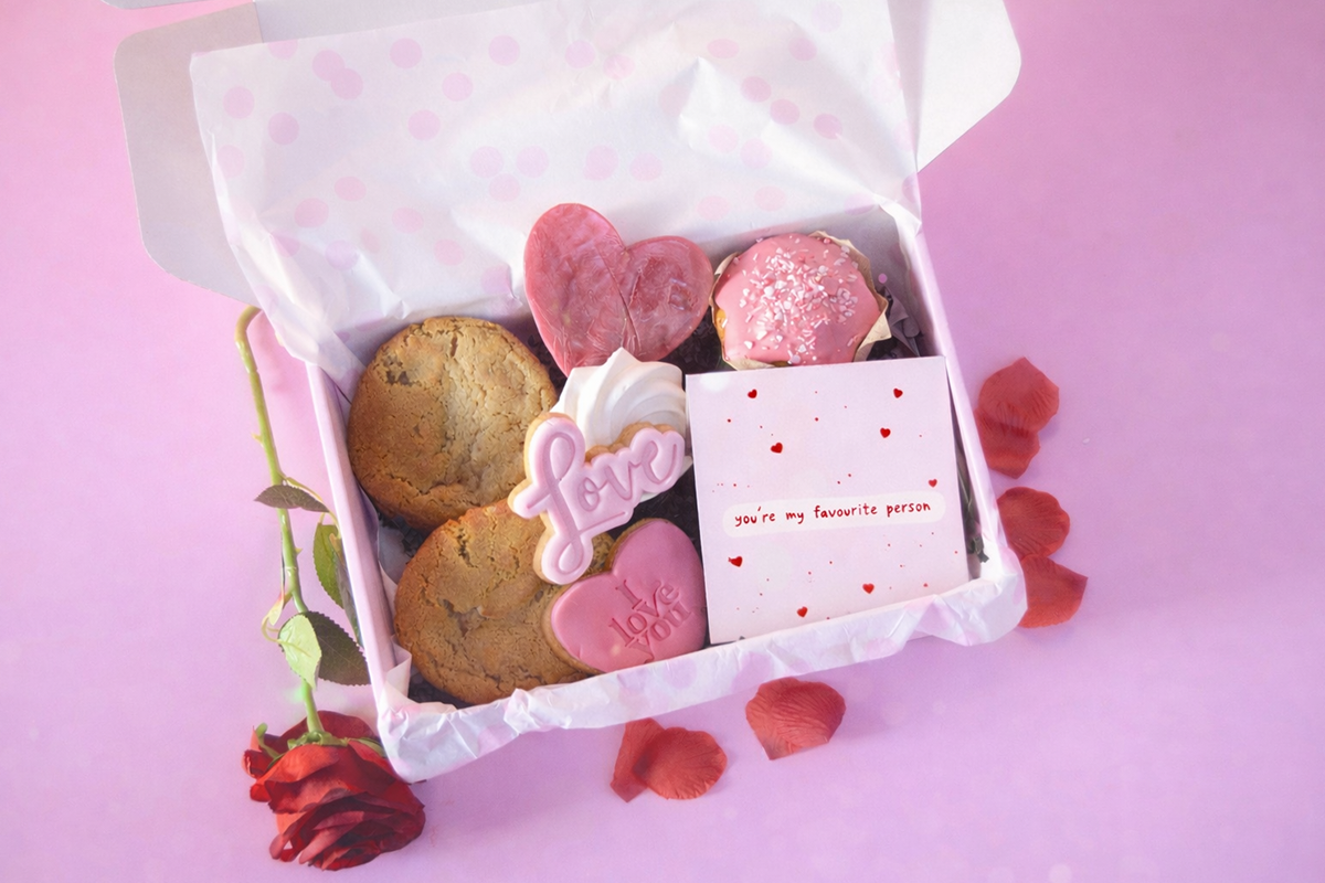 Valentijn giftbox of cupcakes van Zoet! Hoorn