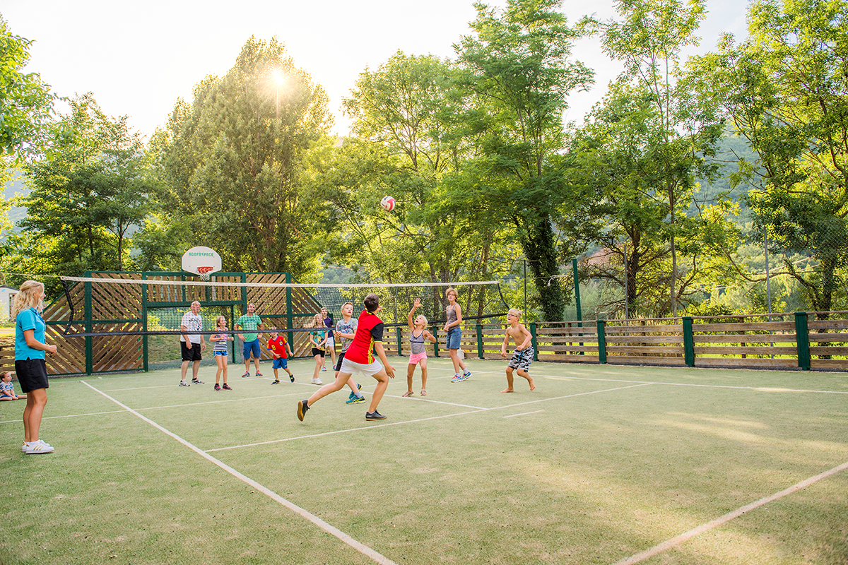 Verblijf op 5‑sterren camping RCN Val de Cantobre in Frankrijk