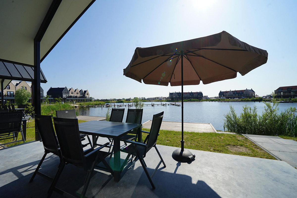Stay 3 or 4 nights at EuroParcs De IJssel Eilanden