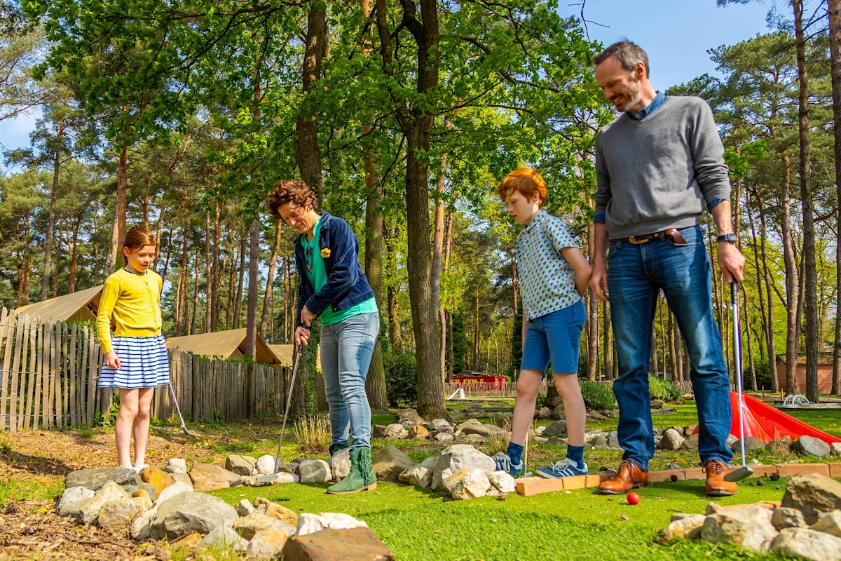 3 of 4 nachten verblijven bij EuroParcs Hoge Kempen (4 personen)